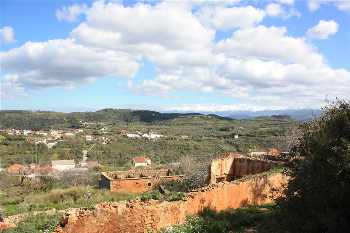 Land in Heraklion, Greece, 2 034 m² - picture 3