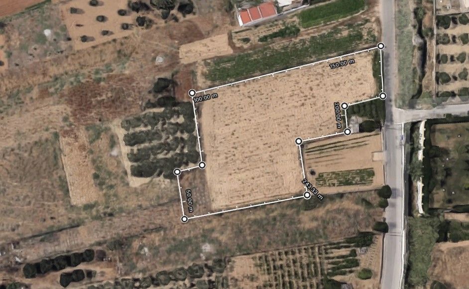 Terrain à Héraklion, Grèce, 2 577 m² - image 4