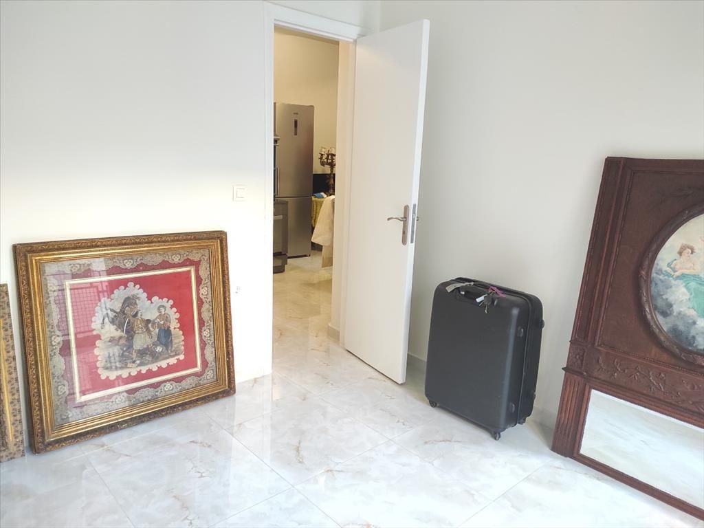 Flat in Athens, Greece, 58 m² - picture 6