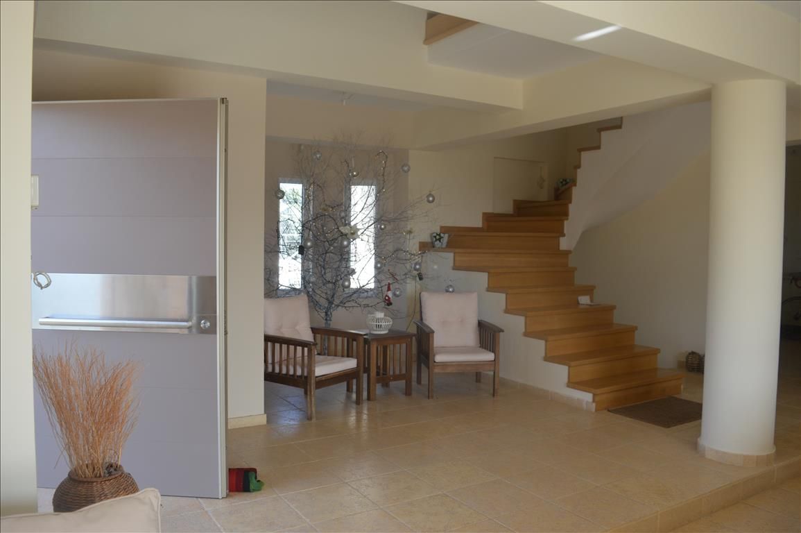 Maisonette en Corinthia, Grecia, 330 m² - imagen 1