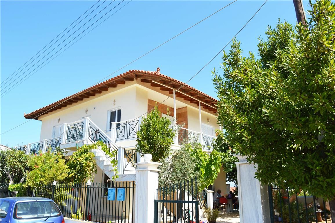 Haus in Rafina, Griechenland, 180 m² - Foto 1
