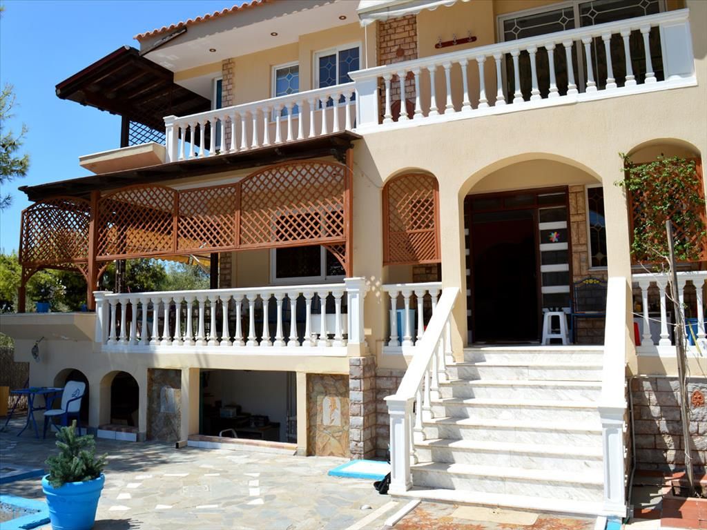 Villa in Voula, Greece, 290 m² - picture 1