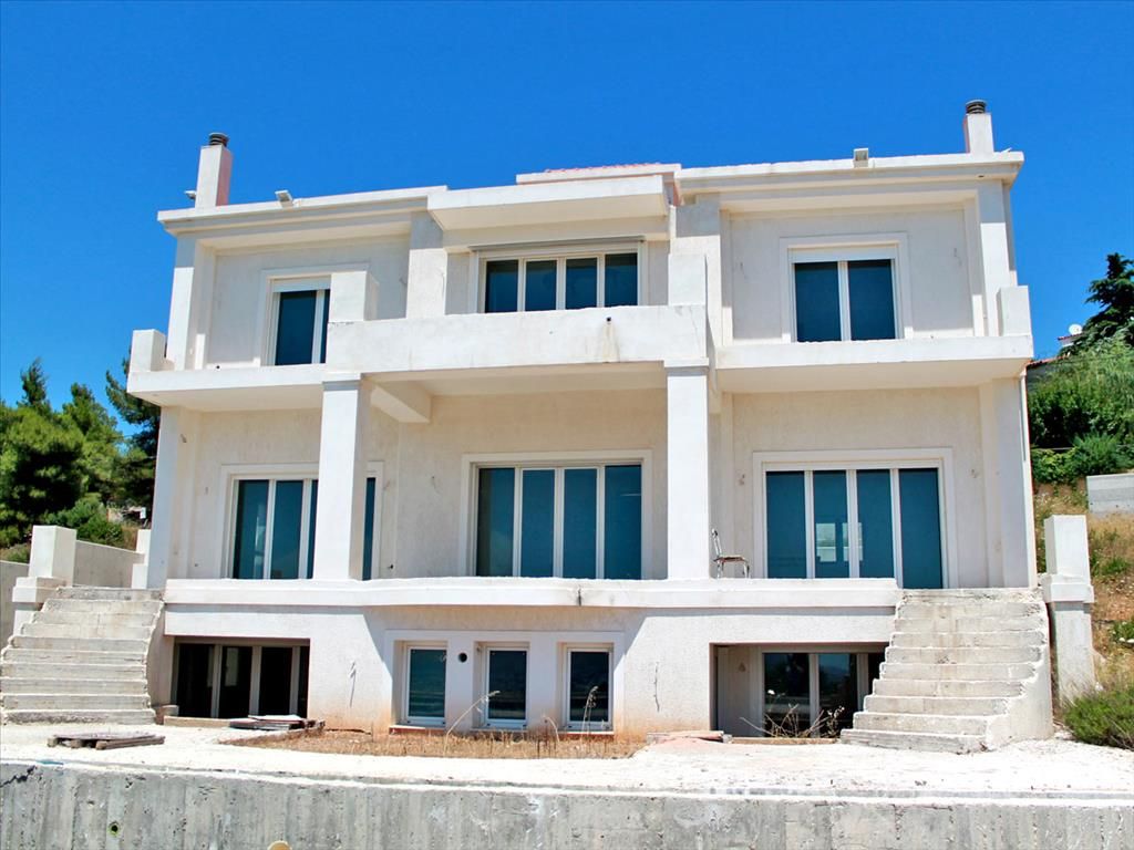 Villa en Agios Stefanos, Grecia, 330 m² - imagen 1
