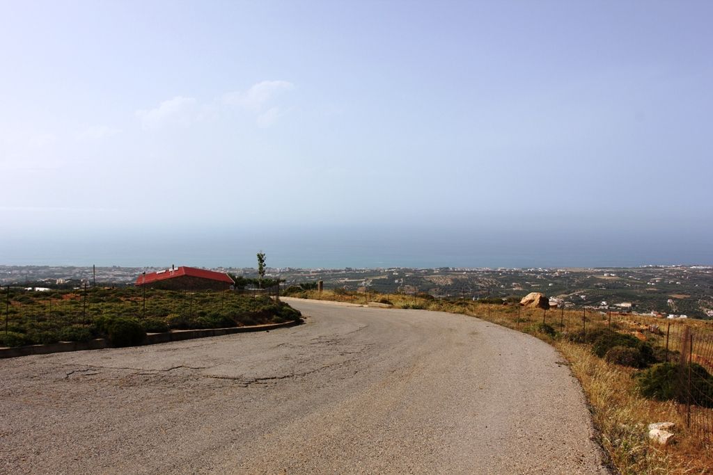 Terrain à Réthymnon, Grèce, 15 000 m² - image 1