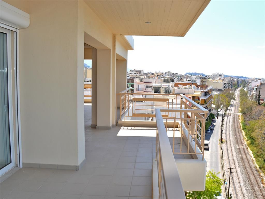 Piso en Atenas, Grecia, 130 m² - imagen 1