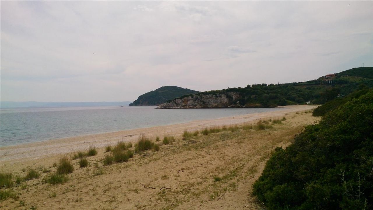 Grundstück in Sithonia, Griechenland, 1 500 m² - Foto 1