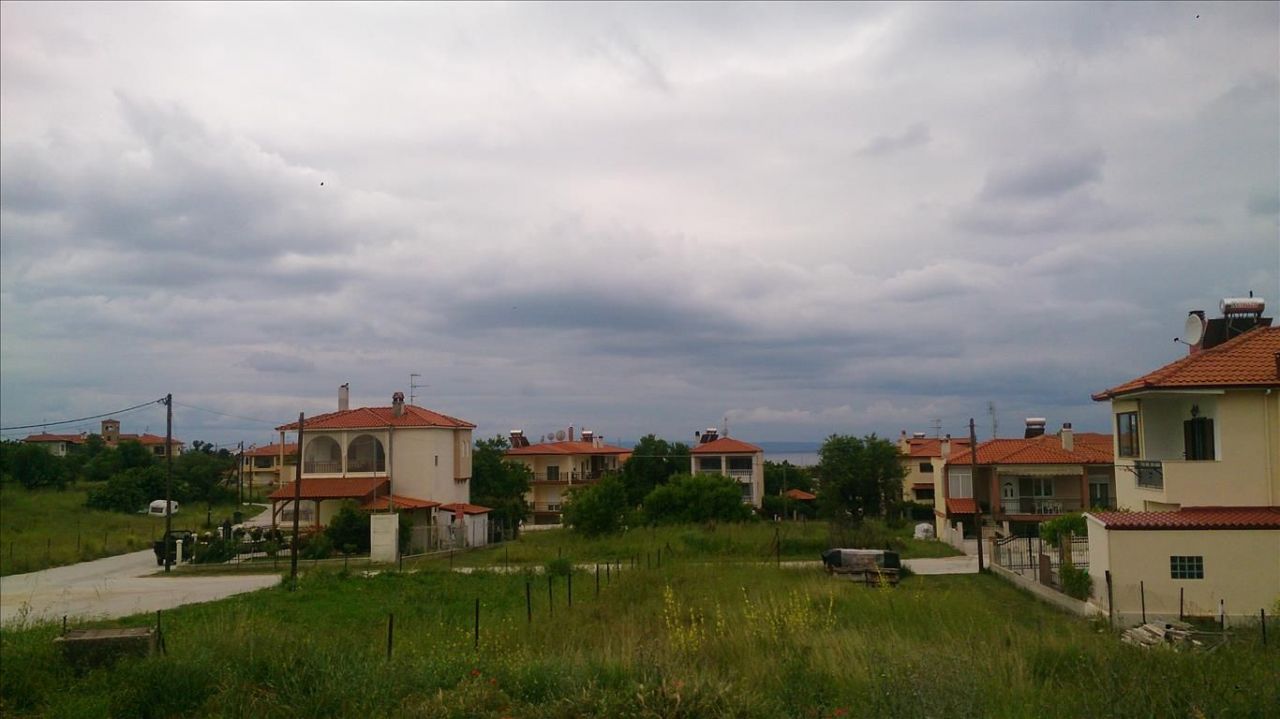 Land in Chalkidiki, Greece, 2 040 m² - picture 1