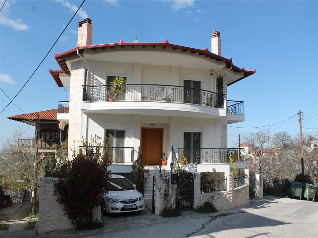 Haus in Thessaloniki, Griechenland, 270 m² - Foto 1