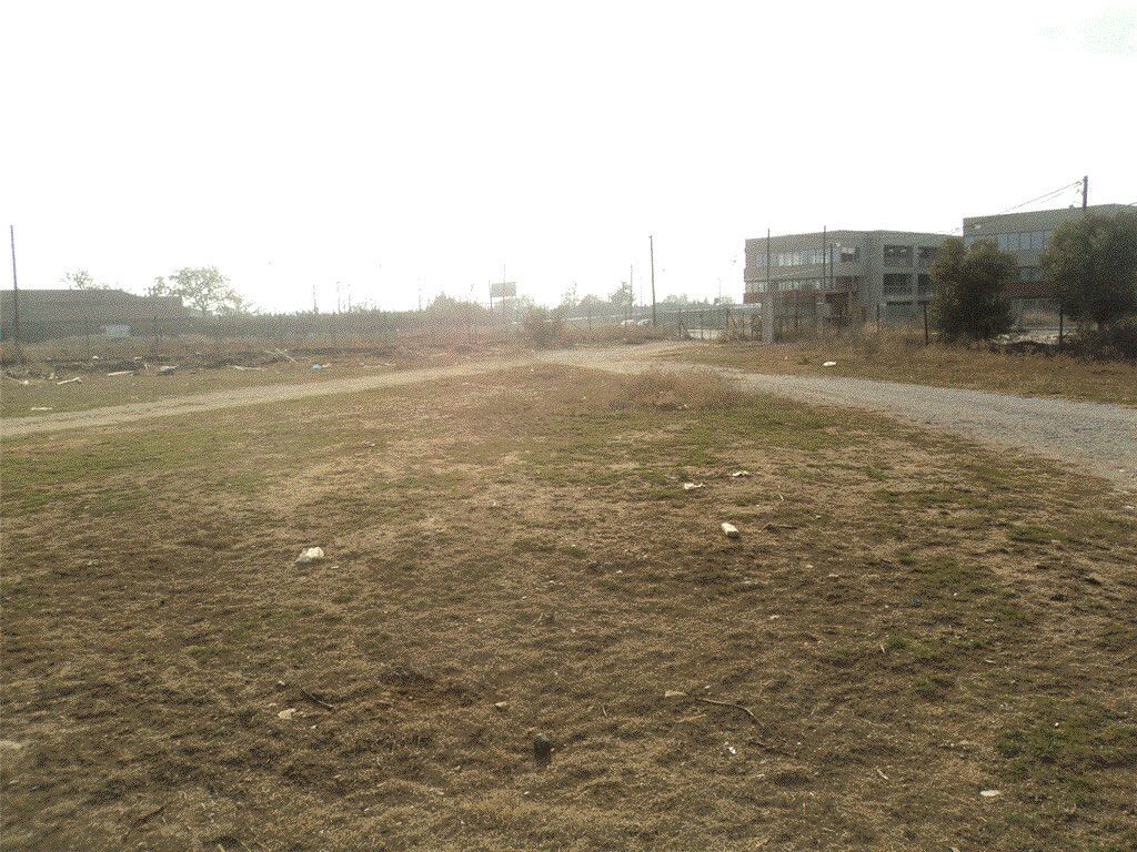 Grundstück in Thessaloniki, Griechenland, 3 000 m² - Foto 1