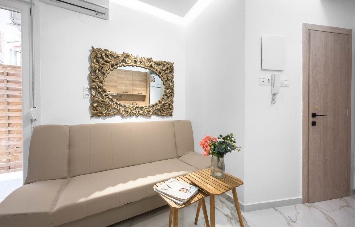 Flat in Thessaloniki, Greece, 23 m² - picture 6