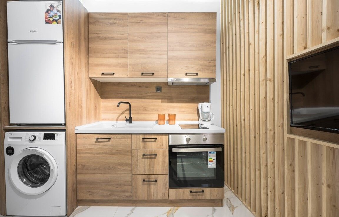 Flat in Thessaloniki, Greece, 23 m² - picture 4