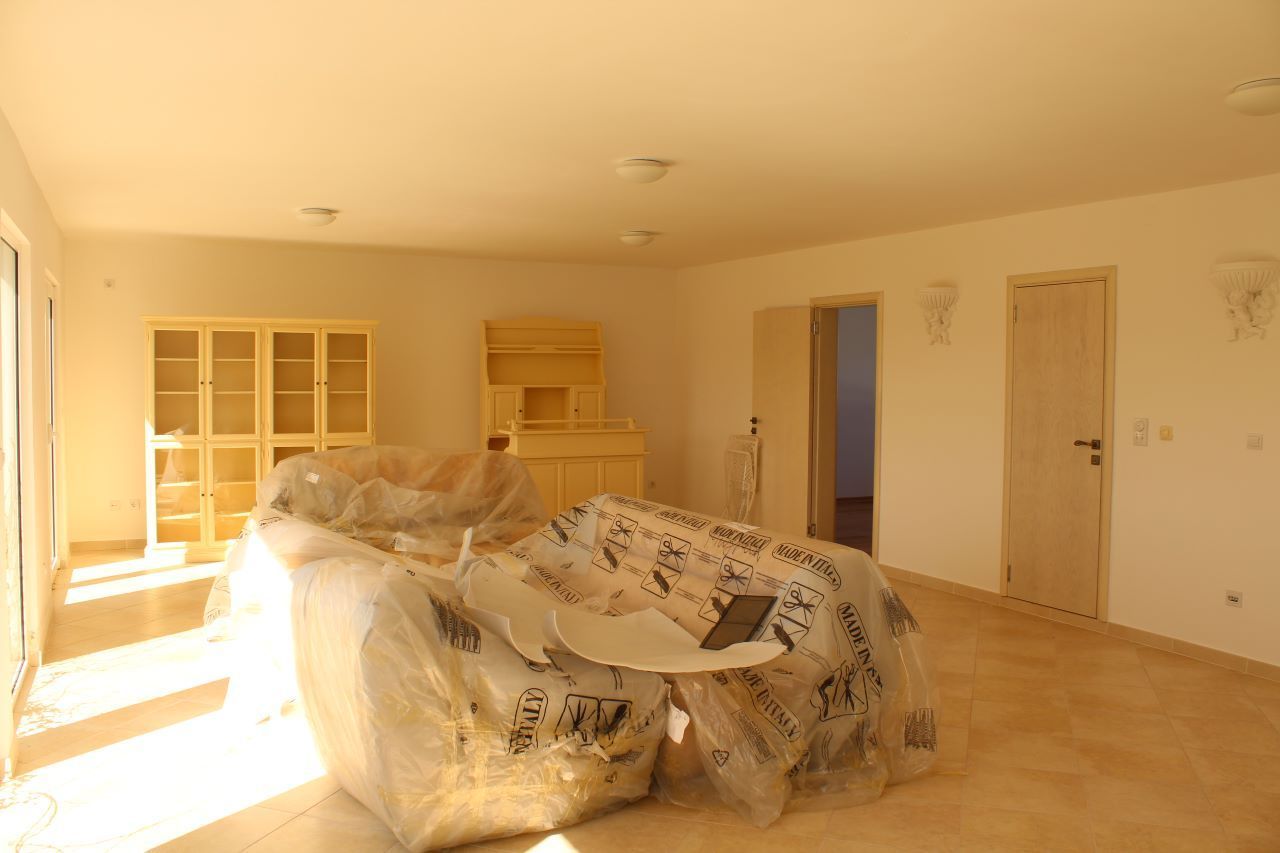 Haus in Bar, Montenegro, 250 m² - Foto 11