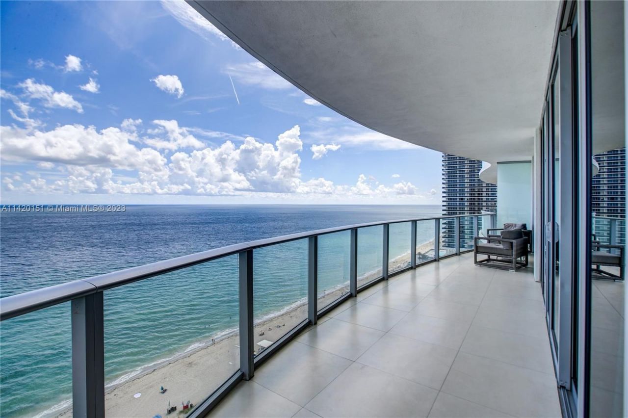 Piso en Miami, Estados Unidos, 100 m² - imagen 1