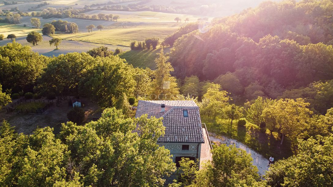 Maison à Jesi, Italie, 200 m² - image 1