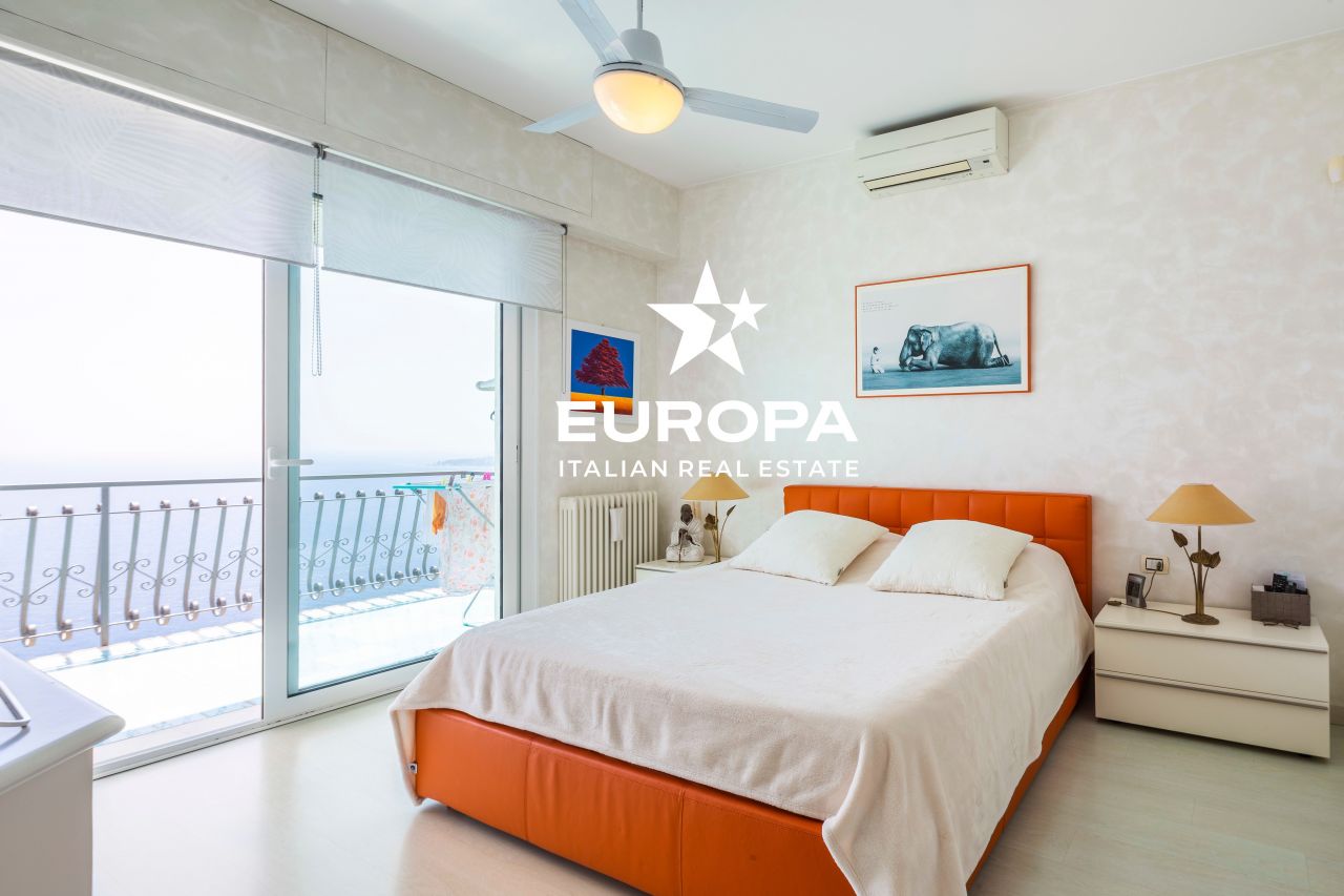 Villa en Ospedaletti, Italia, 228 m² - imagen 11