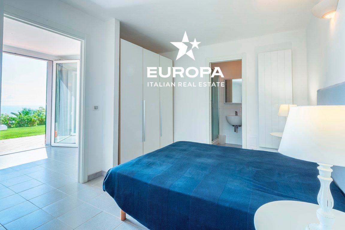 Villa a San Remo, Italia, 300 m² - foto 11