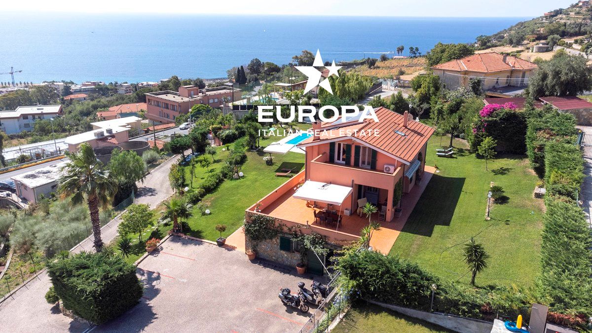 Villa a San Remo, Italia, 300 m² - foto 3