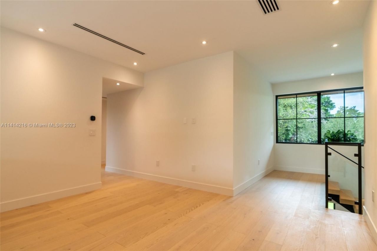 Villa à Miami, États-Unis, 400 m² - image 11