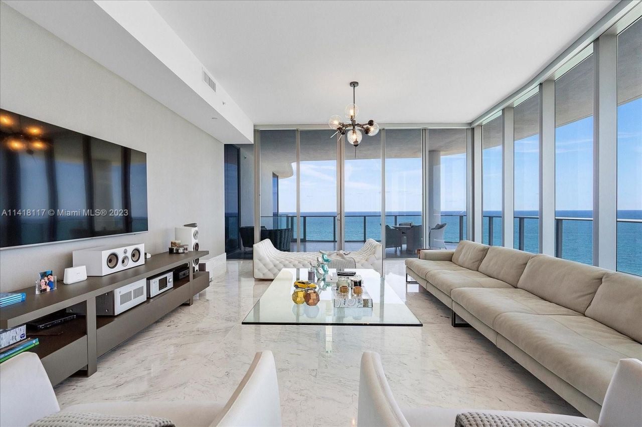 Appartement à Miami, États-Unis, 300 m² - image 2
