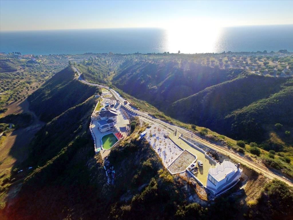 Villa en Calcídica, Grecia, 500 m² - imagen 1