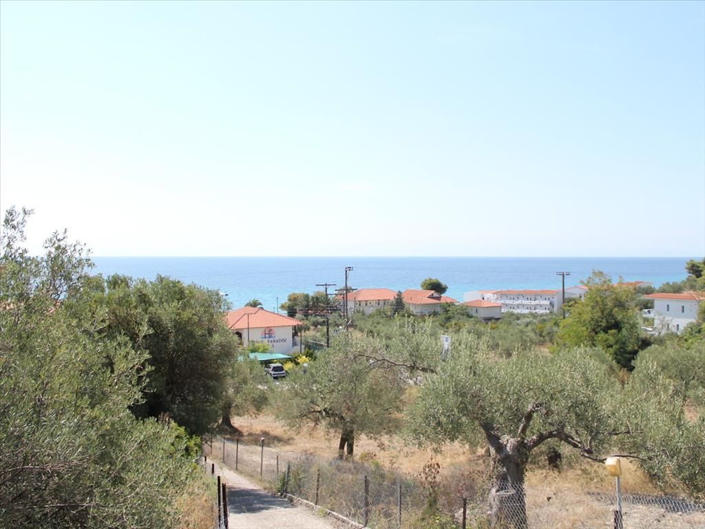 Land in Chalkidiki, Greece, 1 120 m² - picture 1