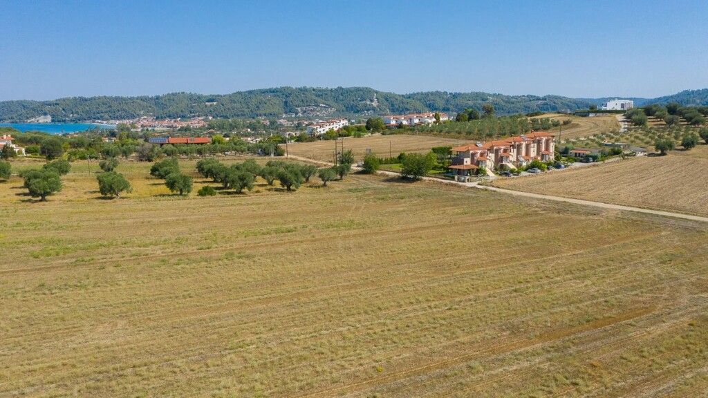 Terreno a Kassandra, Grecia, 9 900 m2 - foto 6