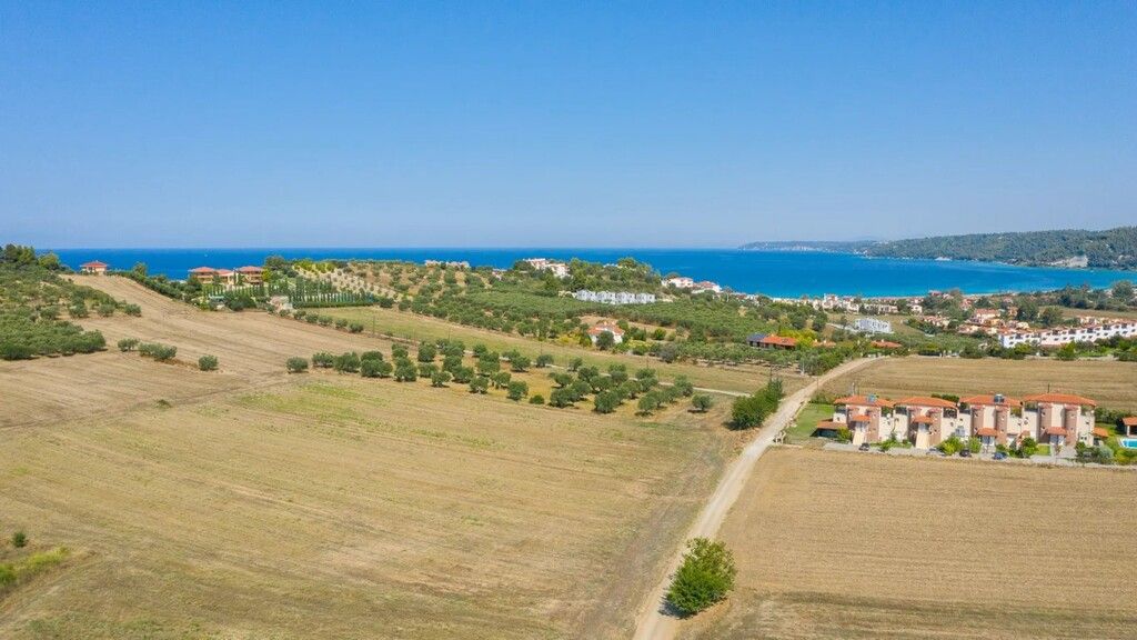 Terreno a Kassandra, Grecia, 9 900 m2 - foto 9