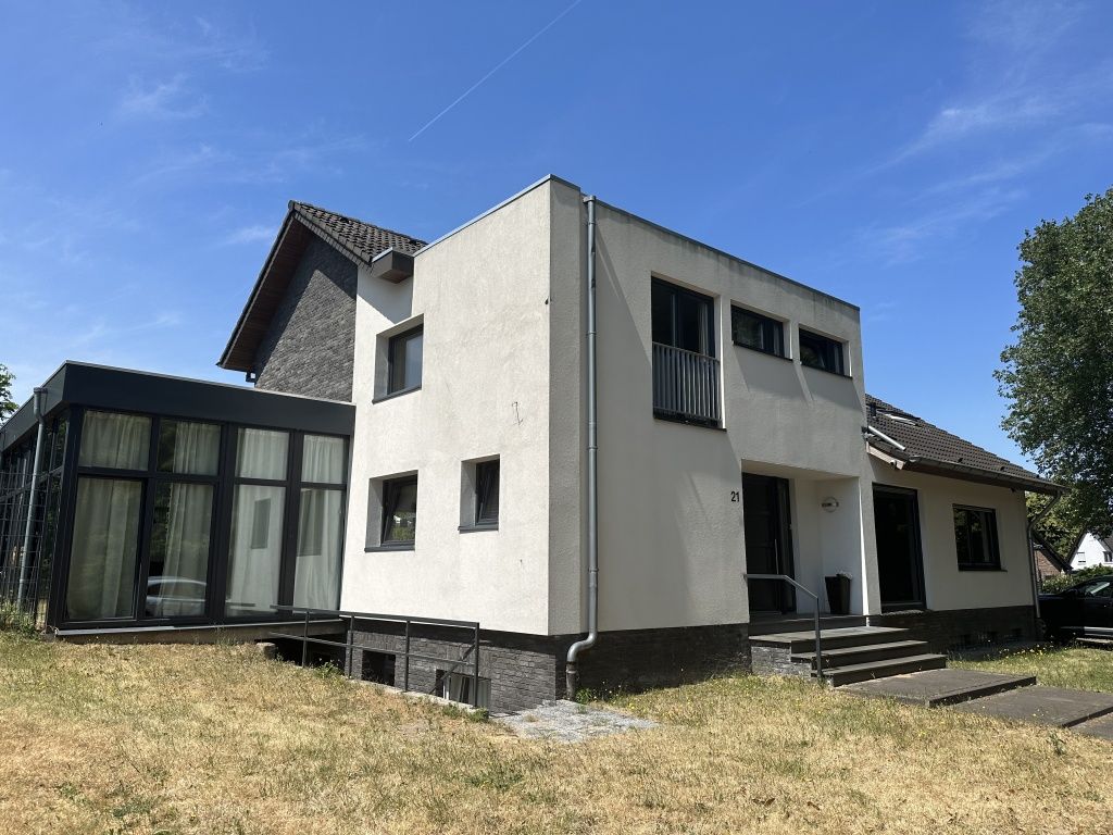 House in Emmerich am Rhein, Germany, 450 m² - picture 1