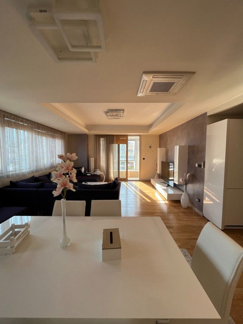 Wohnung in Budva, Montenegro, 129 m² - Foto 1