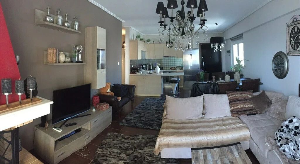 Flat in Pireas, Greece, 80 m² - picture 1