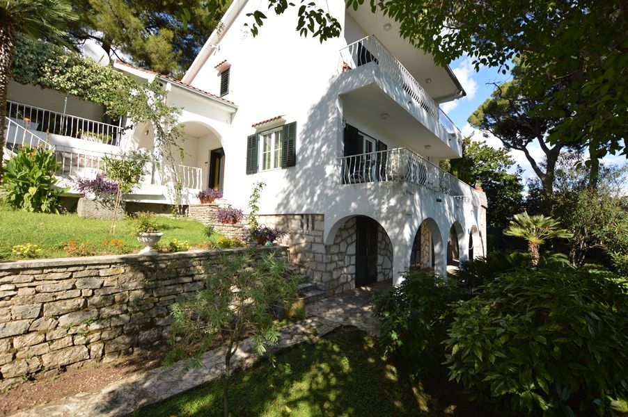 Maison à Herceg-Novi, Monténégro, 162 m² - image 1