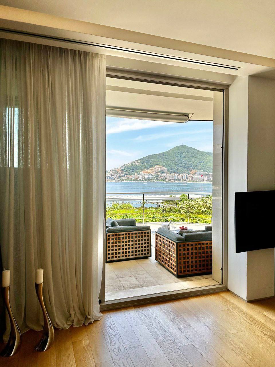 Appartement à Budva, Monténégro, 160 m² - image 1