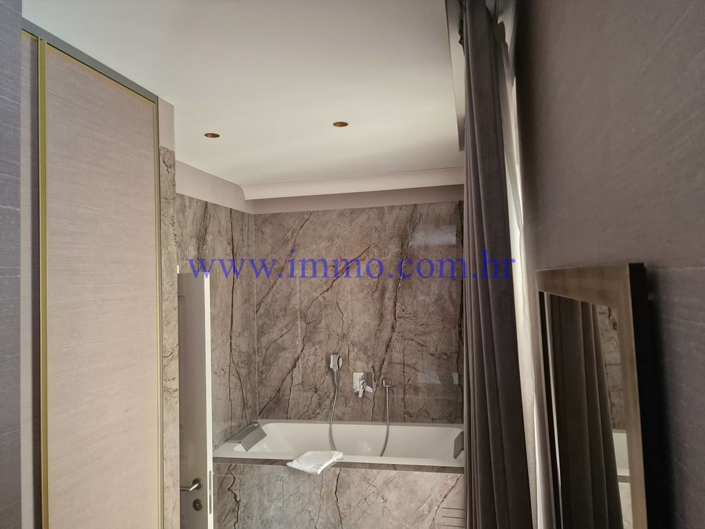 Apartment in Split, Croatia, 100 m² - picture 7