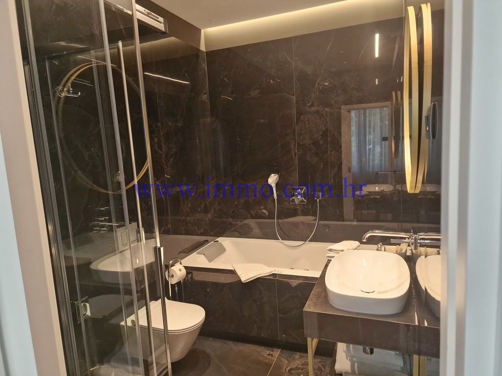 Apartment in Split, Croatia, 100 m² - picture 15