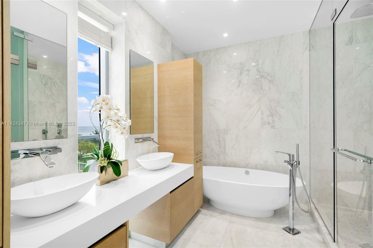 Townhouse in Miami, USA, 320 m² - picture 3