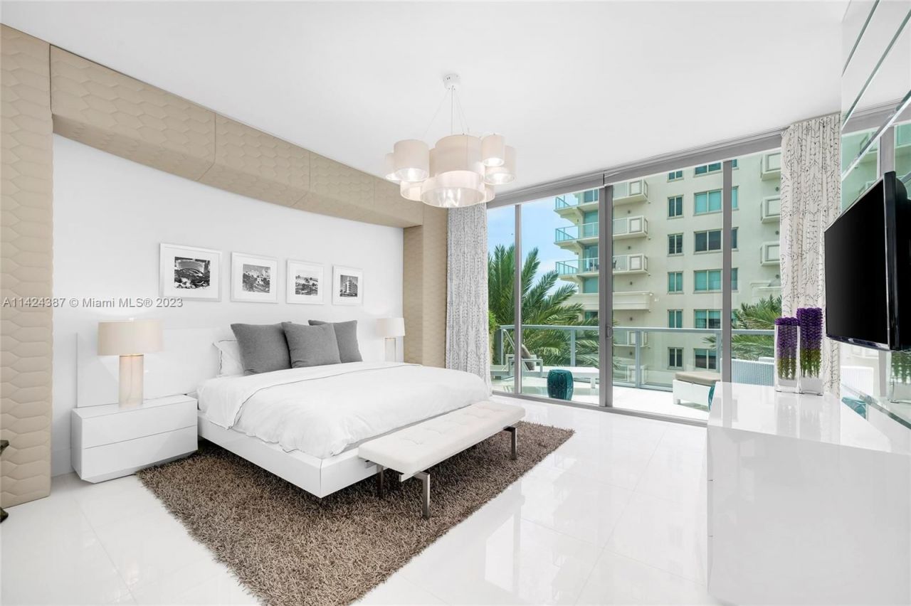 Townhouse in Miami, USA, 320 m² - picture 6
