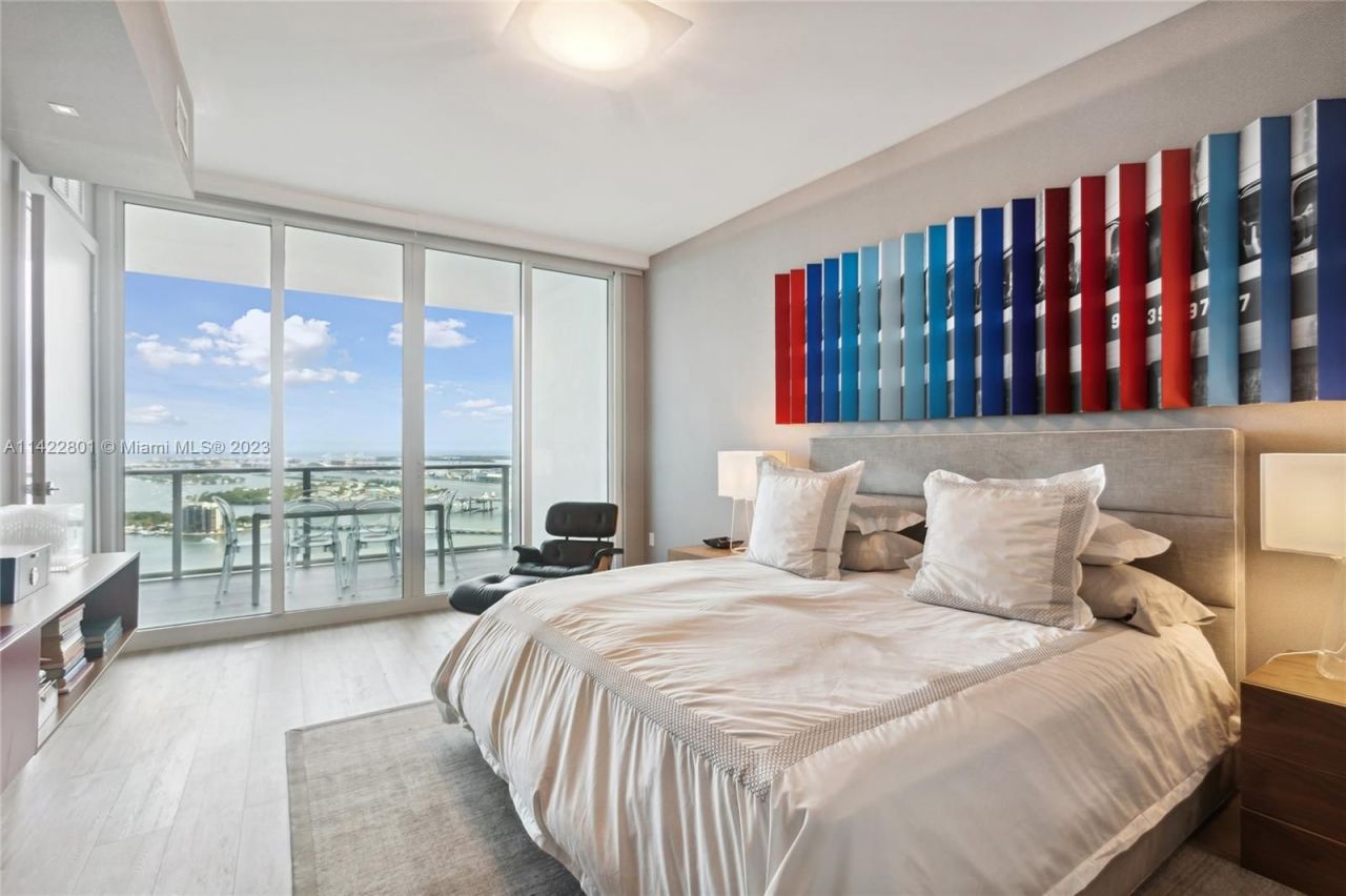 Piso en Miami, Estados Unidos, 150 m² - imagen 14