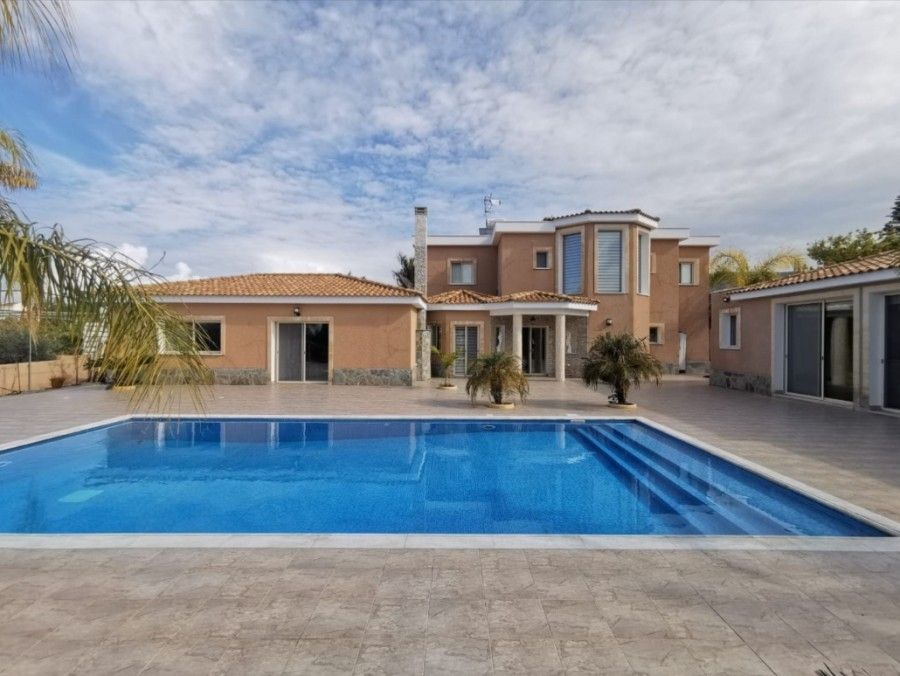 Villa in Paphos, Zypern, 325 m² - Foto 1