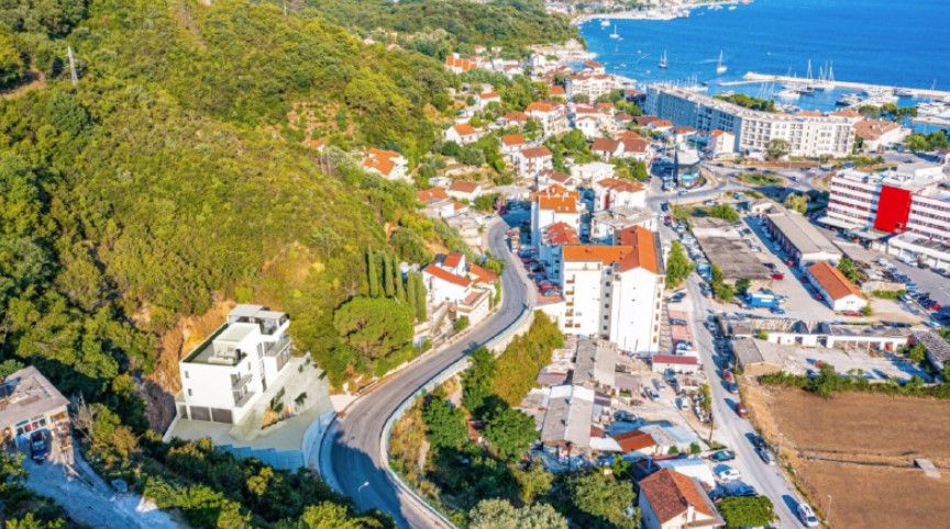 Appartamento a Herceg-Novi, Montenegro, 600 m² - foto 3