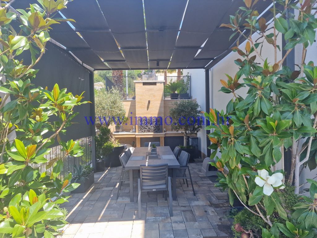 Villa à Trogir, Croatie, 360 m² - image 16