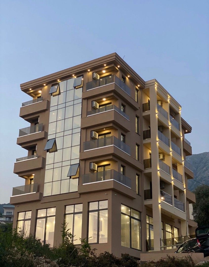 Hotel en Dobra Voda, Montenegro, 1 186 m² - imagen 3