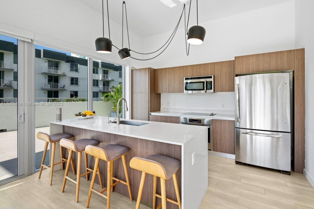 Flat in Miami, USA, 120 m² - picture 4