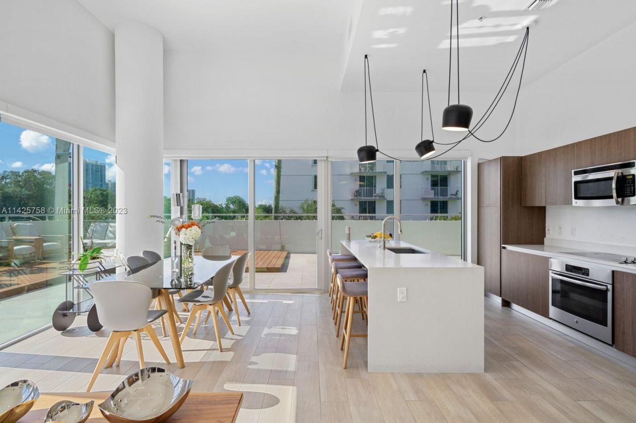 Flat in Miami, USA, 120 m² - picture 6