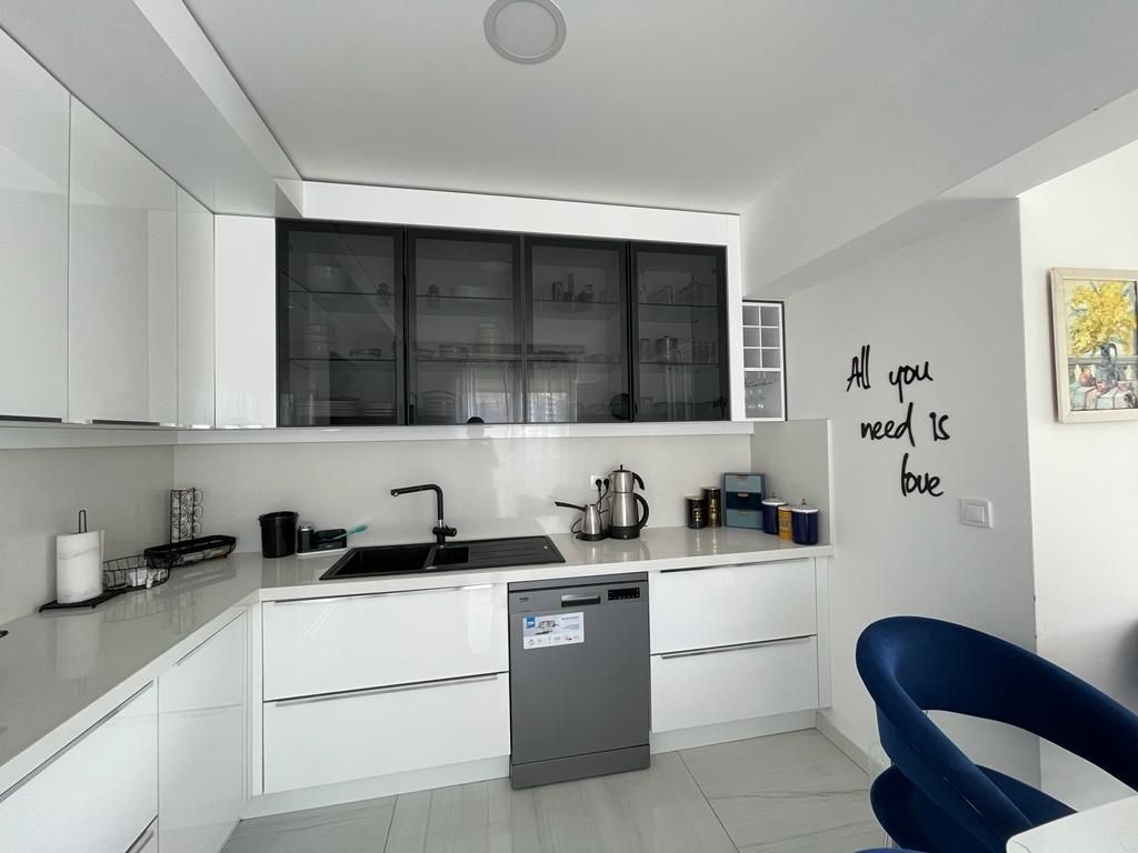 Wohnung in Budva, Montenegro, 140 m² - Foto 2