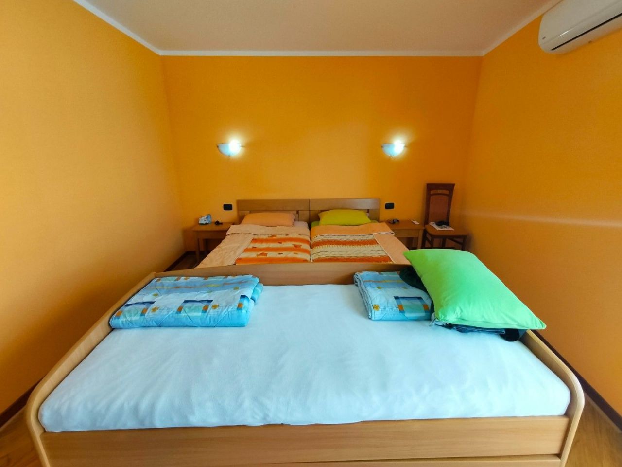 Piso en Rafailovici, Montenegro, 112 m² - imagen 18