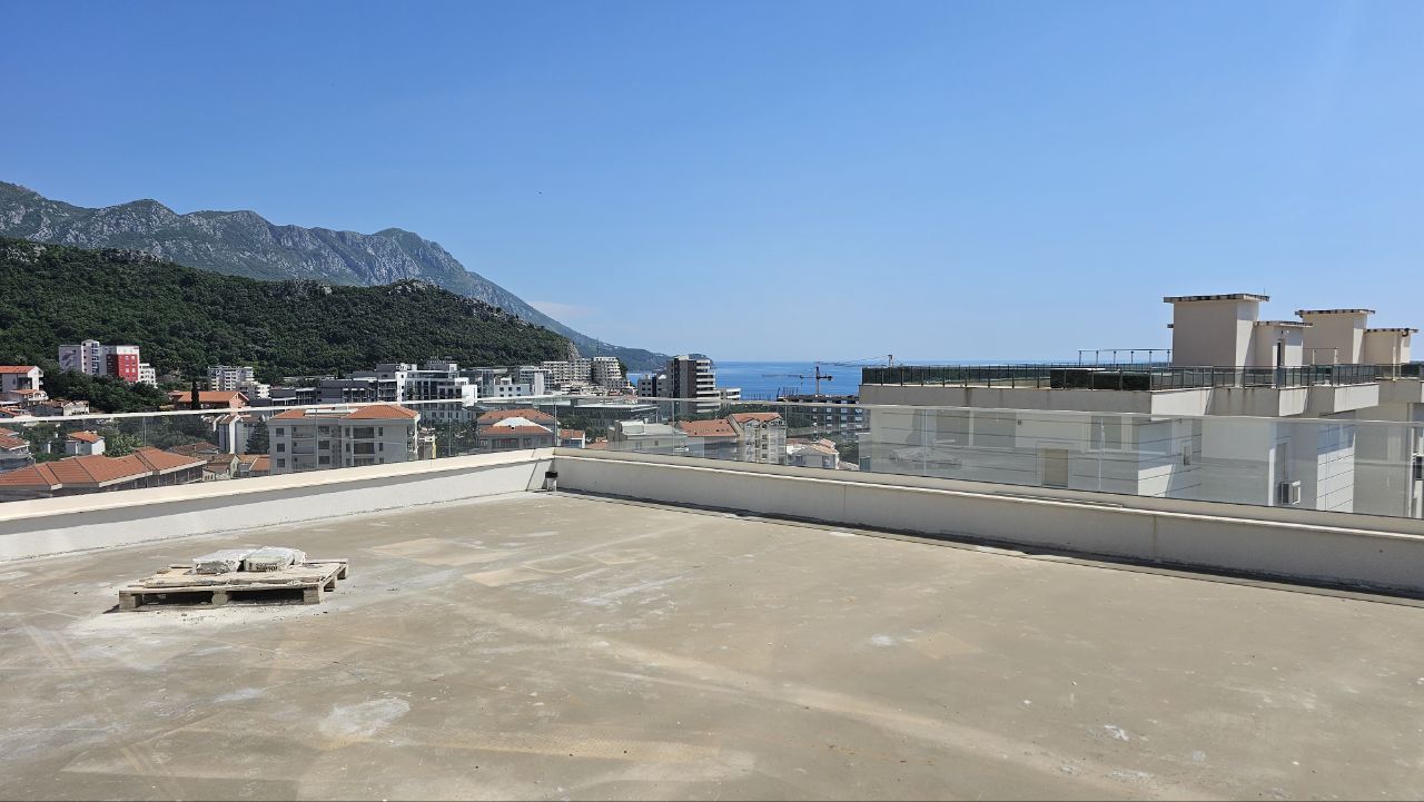 Flat in Becici, Montenegro, 150 m² - picture 4