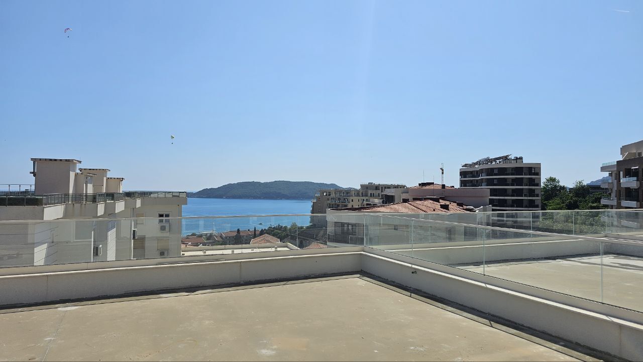 Flat in Becici, Montenegro, 150 m² - picture 5