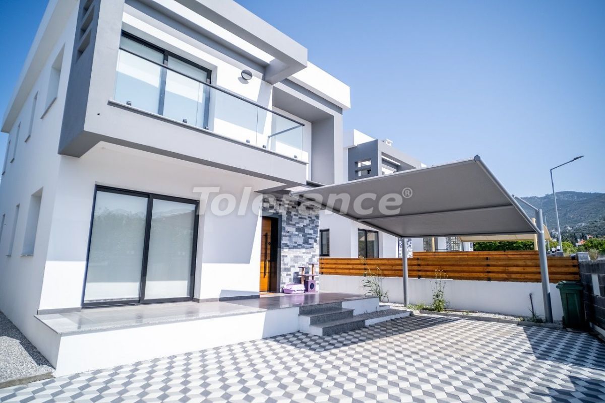 Villa in Alsancak, Cyprus, 177 m² - picture 1