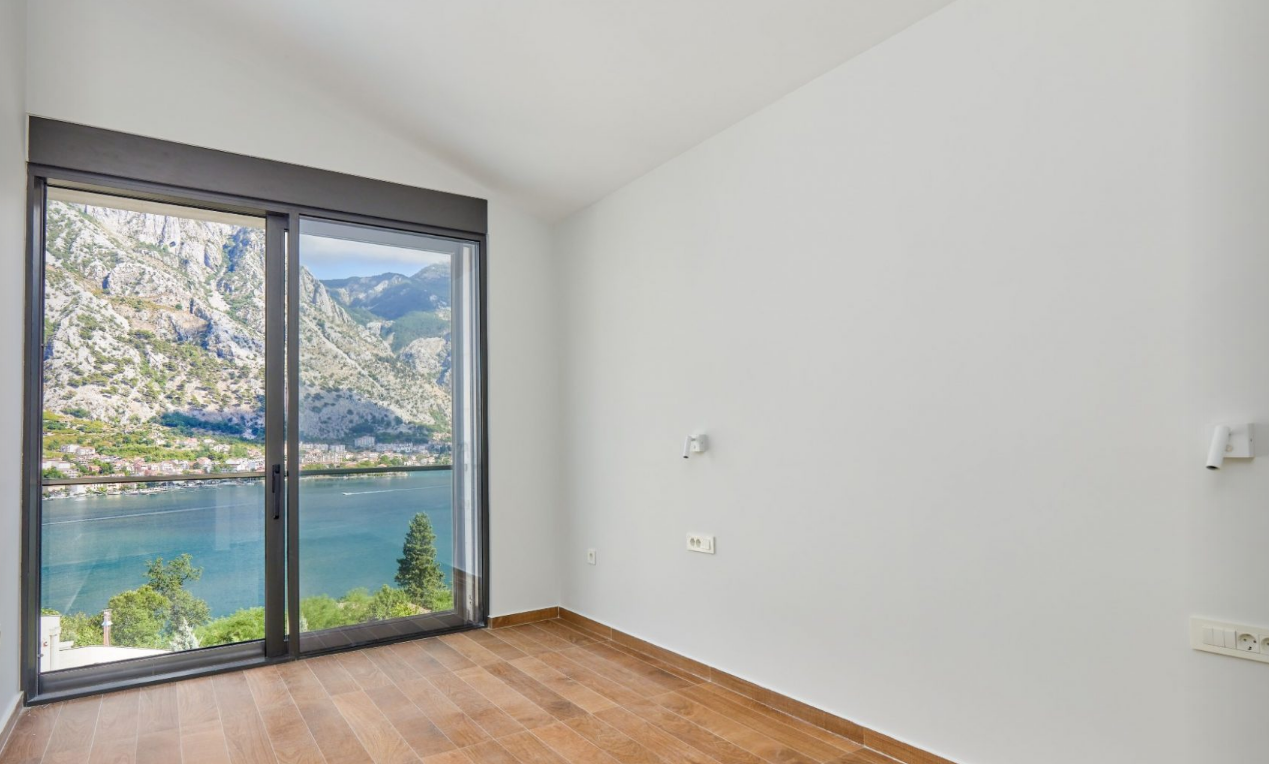 Villa en Prcanj, Montenegro, 456 m² - imagen 9