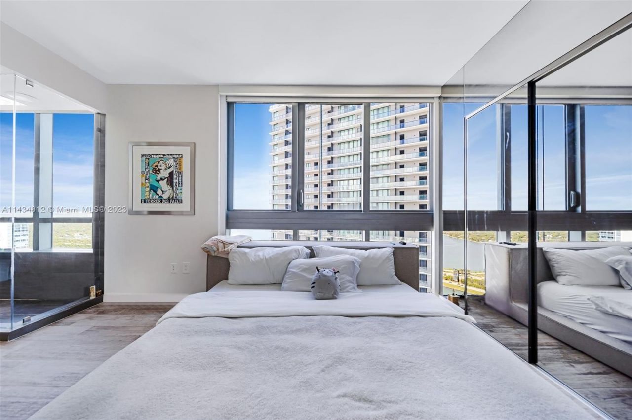 Flat in Miami, USA, 80 m² - picture 14